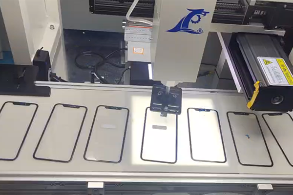 皮帶線高精度貼標機應用